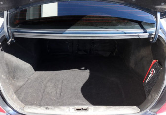 Подержанный автомобиль Hyundai Elantra Sedan 2006 года (15 фото)