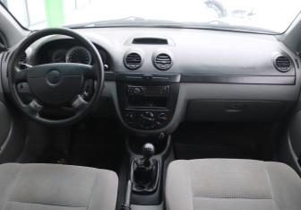 Подержанный автомобиль Chevrolet Lacetti Hatchback 2010 года (14 фото)