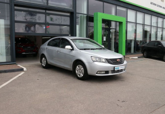 Подержанный автомобиль Geely Emgrand EC7 Sedan 2013 года (7 фото)
