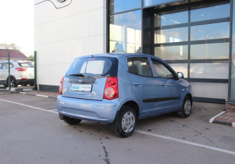 Подержанный автомобиль Kia Picanto 2009 года (5 фото)