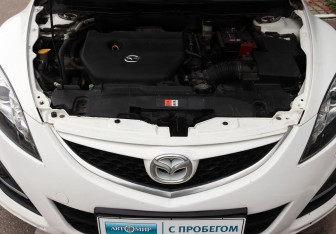 Подержанный автомобиль Mazda 6 Sedan 2010 года (16 фото)