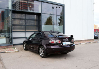 Подержанный автомобиль Mazda 6 Liftback 2007 года (3 фото)