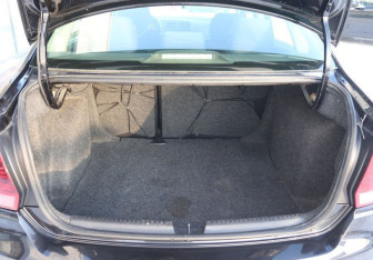 Подержанный автомобиль Volkswagen Polo Sedan 2016 года (9 фото)