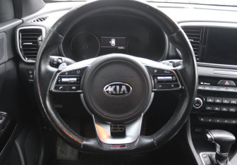 Подержанный автомобиль Kia Sportage 2021 года (12 фото)