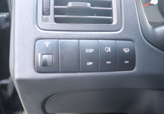 Подержанный автомобиль Hyundai Tucson 2008 года (17 фото)