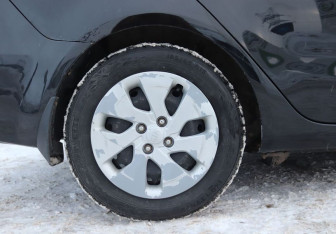 Подержанный автомобиль Kia Rio Sedan 2014 года (9 фото)