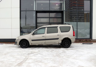 Подержанный автомобиль LADA (ВАЗ) Largus Wagon 2014 года (2 фото)