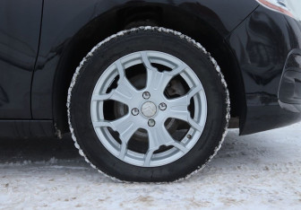 Подержанный автомобиль Citroen C4 Hatchback 2011 года (9 фото)