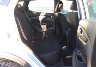 Подержанный автомобиль Nissan Qashqai 2019 года (12 фото)