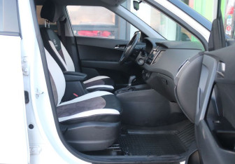 Подержанный автомобиль Hyundai Creta 2020 года (12 фото)