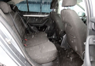 Подержанный автомобиль Skoda Octavia Liftback 2014 года (11 фото)