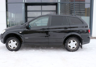 Подержанный автомобиль SsangYong Kyron 2008 года (2 фото)