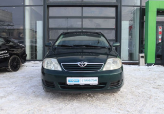 Подержанный автомобиль Toyota Corolla Sedan 2006 года (8 фото)
