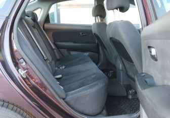 Подержанный автомобиль Hyundai Elantra Sedan 2008 года (11 фото)