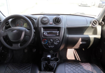 Подержанный автомобиль LADA (ВАЗ) Granta Sedan 2013 года (13 фото)