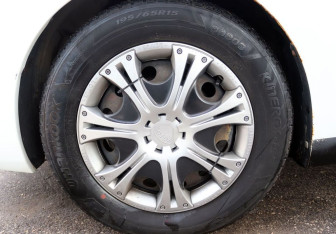 Подержанный автомобиль Hyundai Solaris Hatchback 2012 года (9 фото)