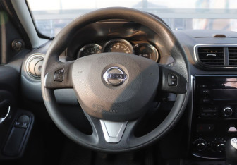 Подержанный автомобиль Nissan Terrano 2019 года (16 фото)