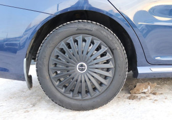 Подержанный автомобиль Omoda S5 2023 года (9 фото)