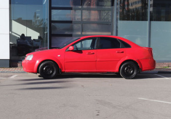Подержанный автомобиль Chevrolet Lacetti Sedan 2008 года (2 фото)