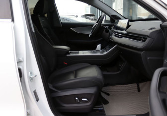 Подержанный автомобиль Chery Tiggo 7 Pro Max 2024 года (12 фото)