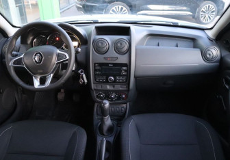 Подержанный автомобиль Renault Duster 2020 года (14 фото)