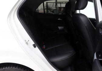 Подержанный автомобиль Kia Picanto 2021 года (12 фото)