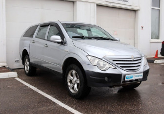Подержанный автомобиль SsangYong Actyon Sports 2008 года (7 фото)