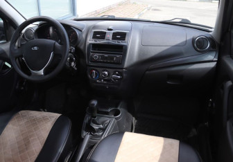 Подержанный автомобиль LADA (ВАЗ) Granta Sedan 2020 года (13 фото)