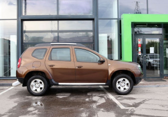 Подержанный автомобиль Renault Duster 2013 года (8 фото)