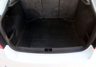 Подержанный автомобиль Skoda Rapid Liftback 2017 года (11 фото)