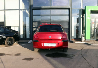 Подержанный автомобиль Peugeot 308 Hatchback 2008 года (4 фото)