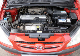 Подержанный автомобиль Hyundai Getz 2008 года (10 фото)