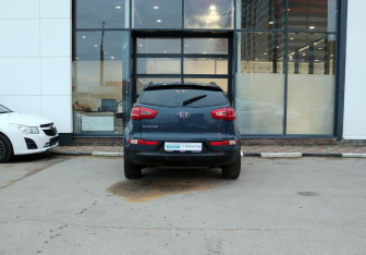Подержанный автомобиль Kia Sportage 2011 года (4 фото)