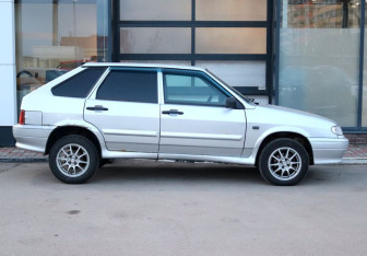 Подержанный автомобиль LADA (ВАЗ) 2114 2013 года (8 фото)