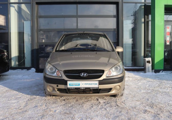 Подержанный автомобиль Hyundai Getz 2010 года (8 фото)