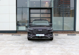 Подержанный автомобиль Chery Tiggo 8 Pro 2022 года (8 фото)