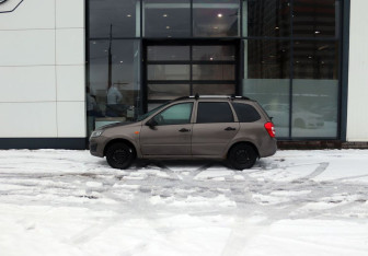 Подержанный автомобиль LADA (ВАЗ) Kalina Wagon 2014 года (2 фото)