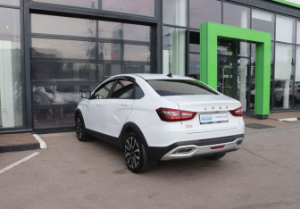 Подержанный автомобиль LADA (ВАЗ) Vesta Sedan 2023 года (3 фото)