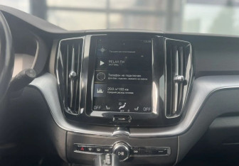 Подержанный автомобиль Volvo XC60 2018 года (16 фото)