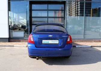 Подержанный автомобиль Chevrolet Lacetti Sedan 2005 года (4 фото)