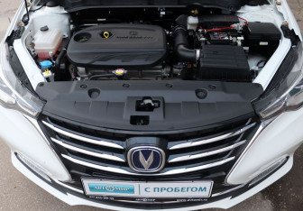 Подержанный автомобиль Changan Alsvin 2023 года (10 фото)