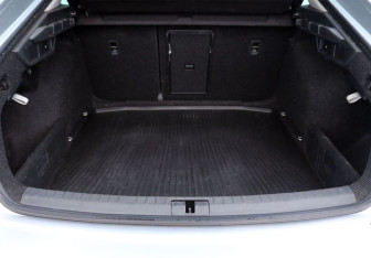 Подержанный автомобиль Skoda Octavia Liftback 2020 года (10 фото)