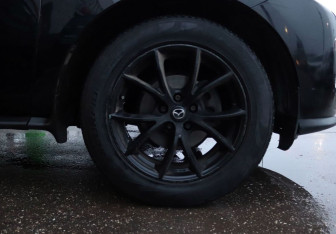 Подержанный автомобиль Mazda CX-7 2008 года (9 фото)