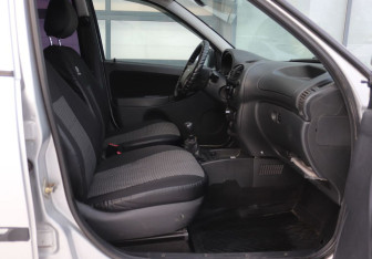 Подержанный автомобиль LADA (ВАЗ) Kalina Wagon 2012 года (13 фото)