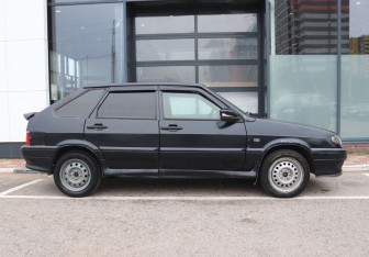 Подержанный автомобиль LADA (ВАЗ) 2114 2006 года (6 фото)
