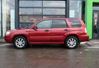 Подержанный автомобиль Subaru Forester Suv 2006 года (2 фото)