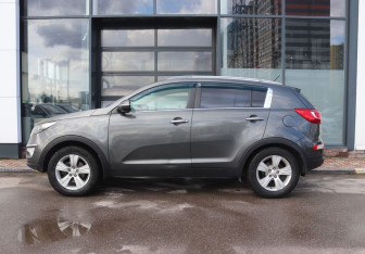 Подержанный автомобиль Kia Sportage 2011 года (2 фото)