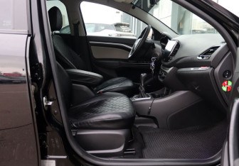 Подержанный автомобиль LADA (ВАЗ) Vesta Sedan 2020 года (13 фото)