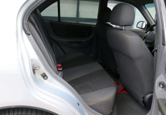 Подержанный автомобиль Hyundai Accent Sedan 2009 года (10 фото)