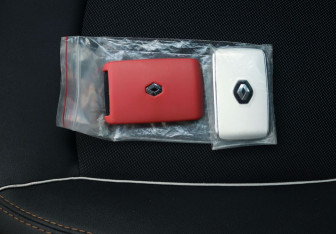 Подержанный автомобиль Renault Kaptur 2021 года (18 фото)